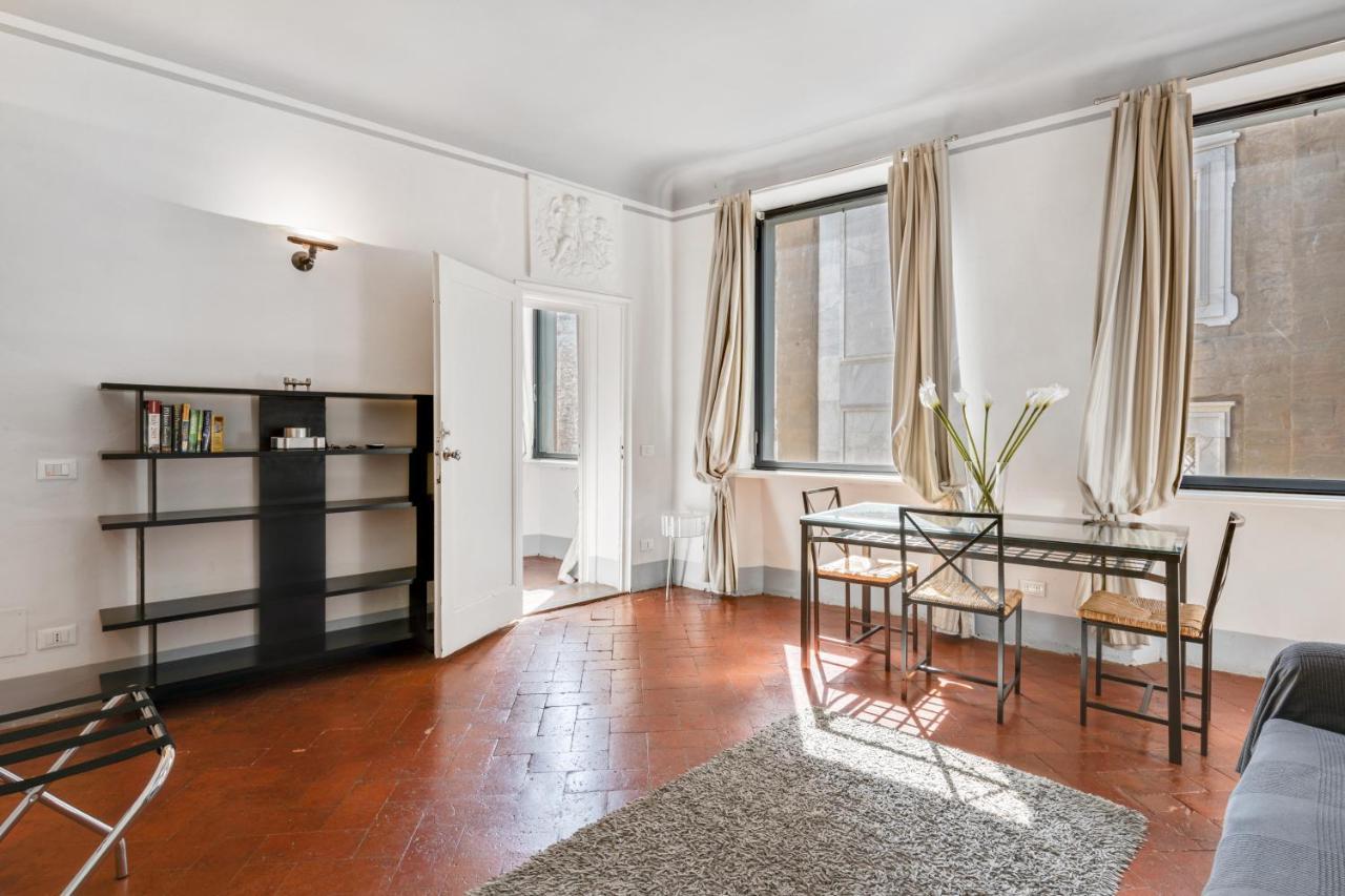 Raffaello Central Elegant Apartment Флоренція Екстер'єр фото